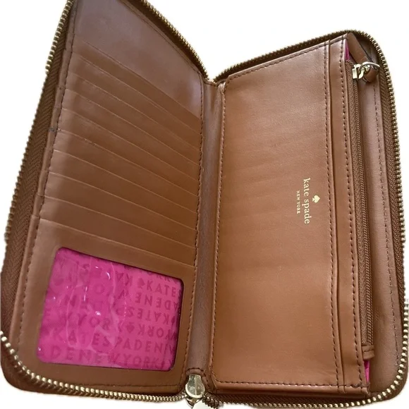 Kate Spade New York ♠️ Brown Leather Zipper Around Wallet EUC - Picture 3 of 4
